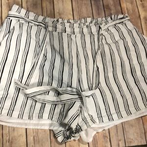 Black white stripe shorts